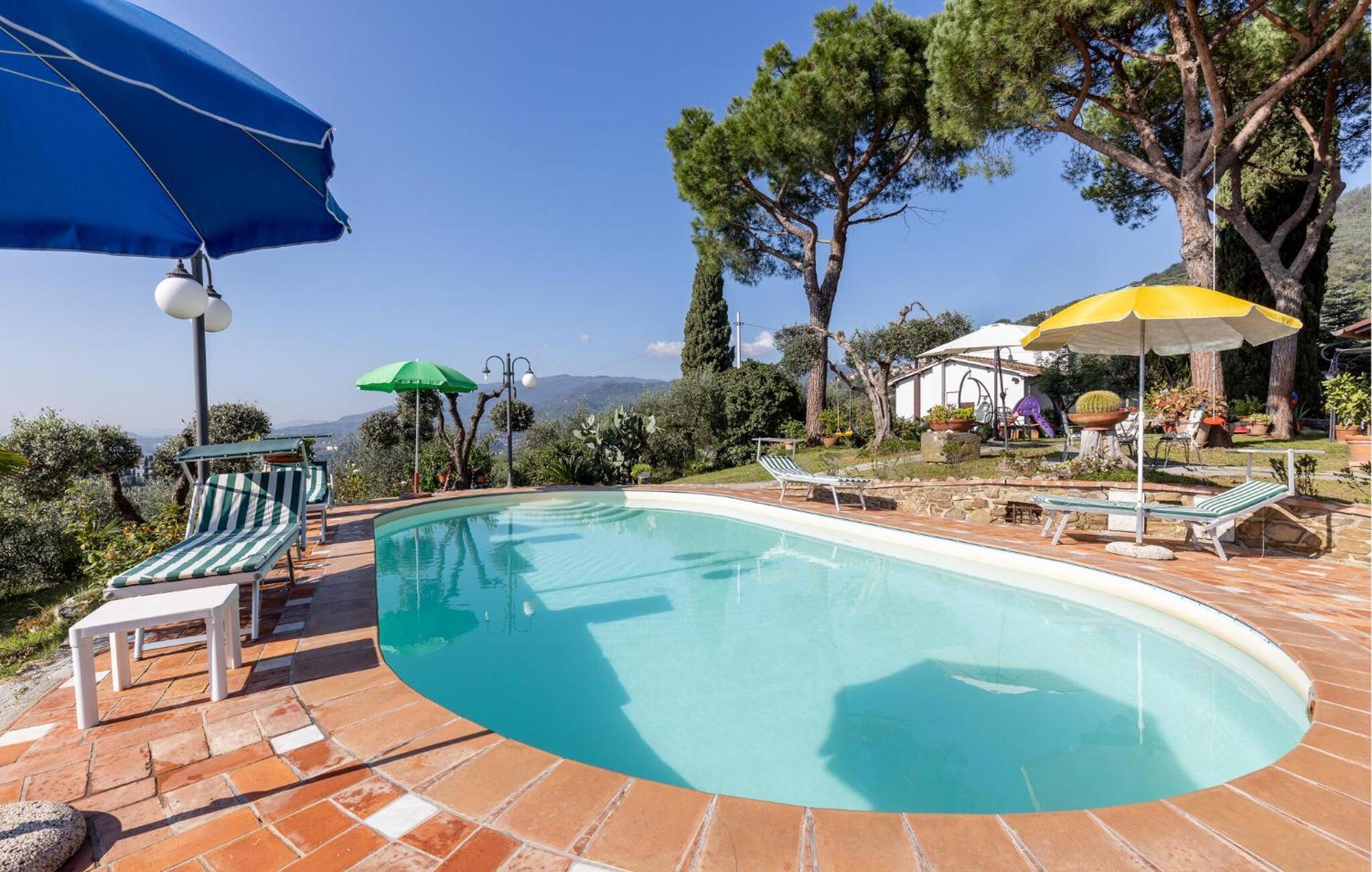 Beautiful Home In Uzzano Pt With Kitchen Екстер'єр фото